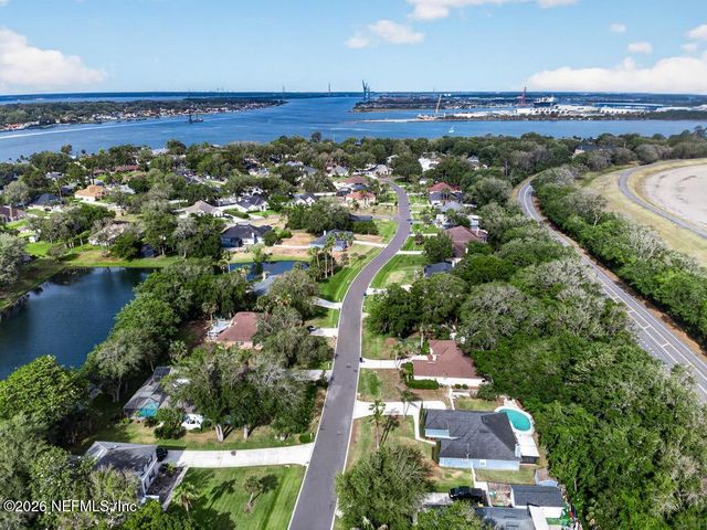 6725 BEATRIX Drive, Jacksonville, FL 32226