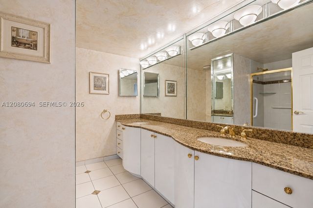 500 Three Islands Blvd 618, Hallandale Beach, FL 33009