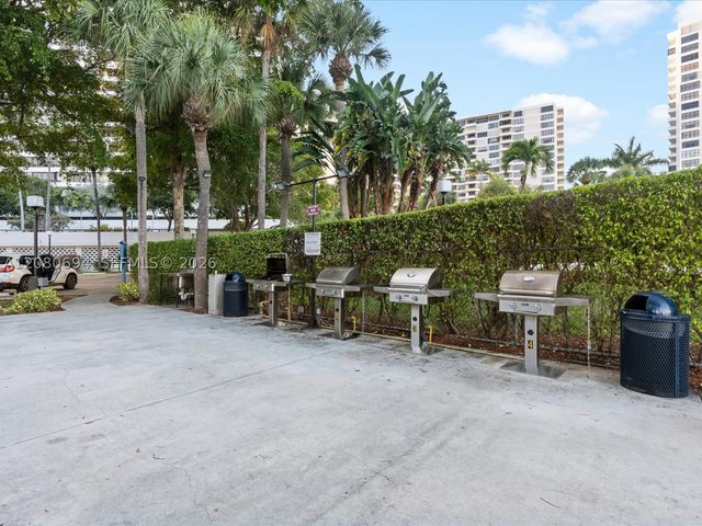 500 Three Islands Blvd 618, Hallandale Beach, FL 33009