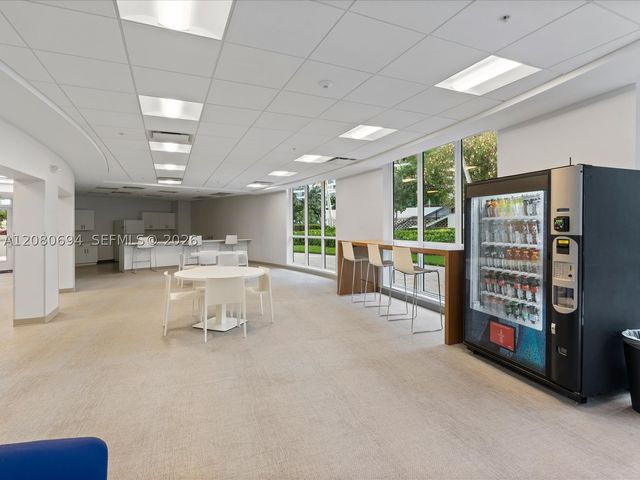 500 Three Islands Blvd 618, Hallandale Beach, FL 33009