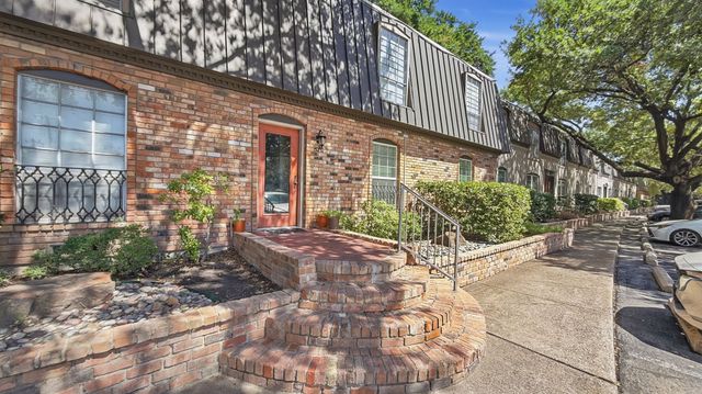5232 Fleetwood Oaks Avenue 216, Dallas, TX 75235