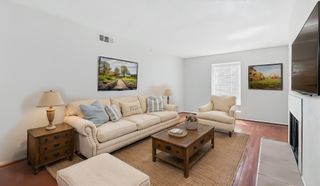 5232 Fleetwood Oaks Avenue 216, Dallas, TX 75235