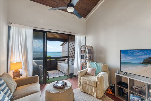 51-636 Kamehameha Highway 1124, Kaaawa, HI 96730