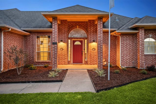 4014 Windmill Ridge Circle, Red Oak, TX 75154