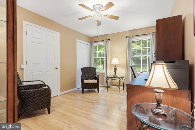 801 MOUNTAIN CT, Hanover, PA 17331