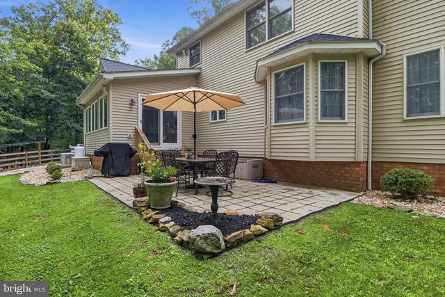 801 MOUNTAIN CT, Hanover, PA 17331