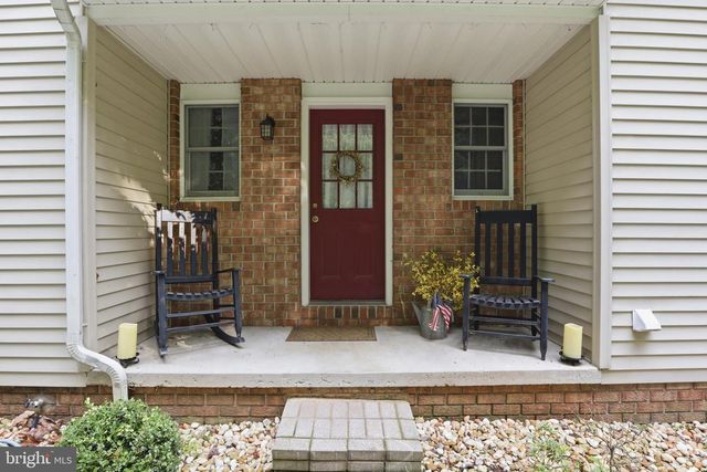 801 MOUNTAIN CT, Hanover, PA 17331