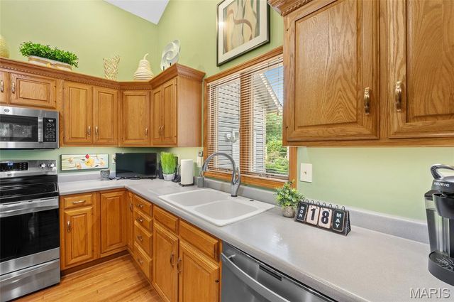 13 Weybridge Court, Edwardsville, IL 62025