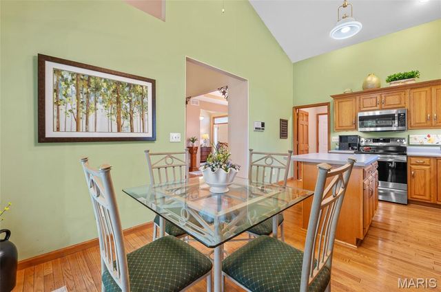13 Weybridge Court, Edwardsville, IL 62025