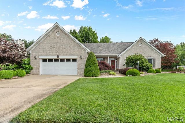 13 Weybridge Court, Edwardsville, IL 62025