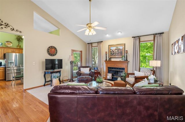 13 Weybridge Court, Edwardsville, IL 62025