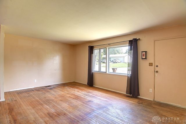 915 Carole Street, Miamisburg, OH 45342
