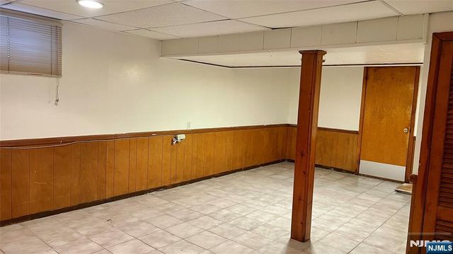 228 Philip Avenue, Elmwood Park, NJ 07407