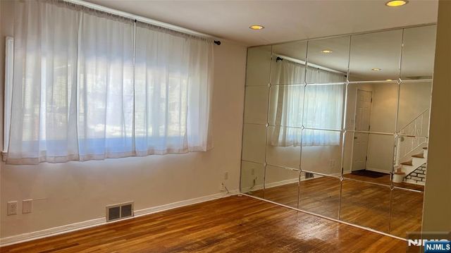 228 Philip Avenue, Elmwood Park, NJ 07407