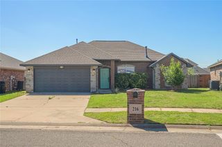 216 SW 40th Street, Moore, OK 73160