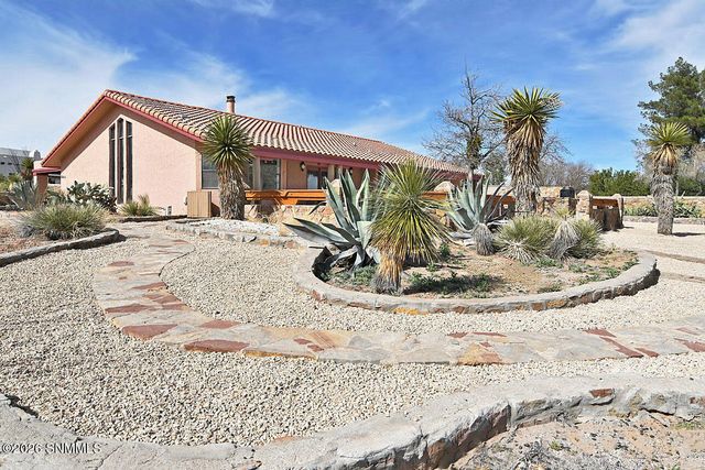6621 Vista Hermosa, Las Cruces, NM 88007