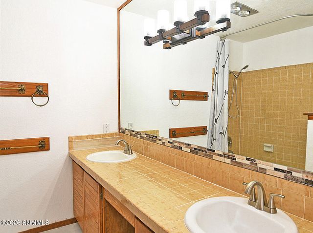 6621 Vista Hermosa, Las Cruces, NM 88007