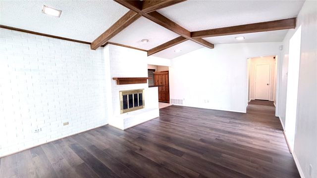 1521 Leicester Street, Garland, TX 75044