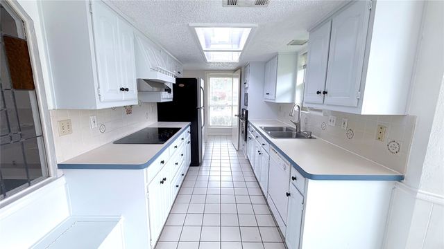 1521 Leicester Street, Garland, TX 75044