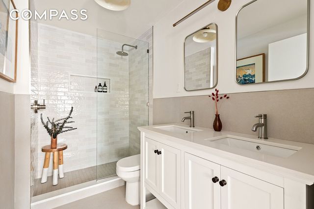 109 2nd Place, New York City, NY 11231