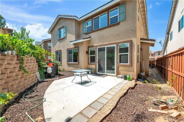 3948 Paseo Del Mar, Perris, CA 92571