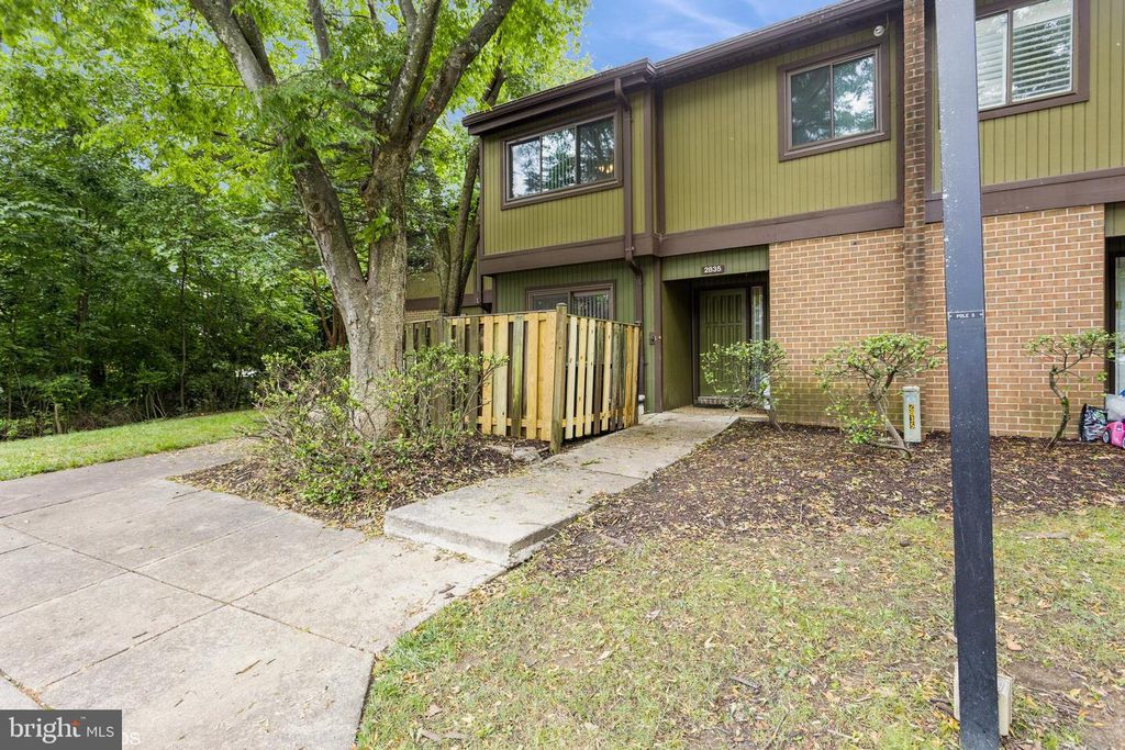 2835 BANEBERRY CT, Baltimore, MD 21209