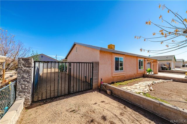 3256 N Clark Street, Kingman, AZ 86401