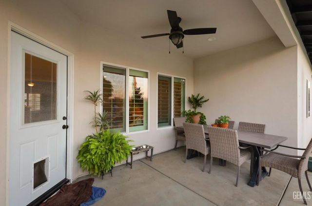 6613 Woodall Court, Bakersfield, CA 93306