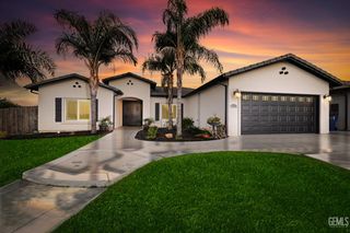 6613 Woodall Court, Bakersfield, CA 93306