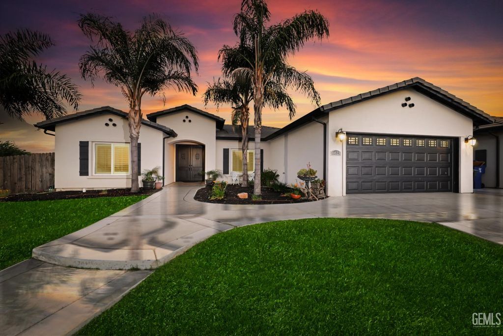 6613 Woodall Court, Bakersfield, CA 93306