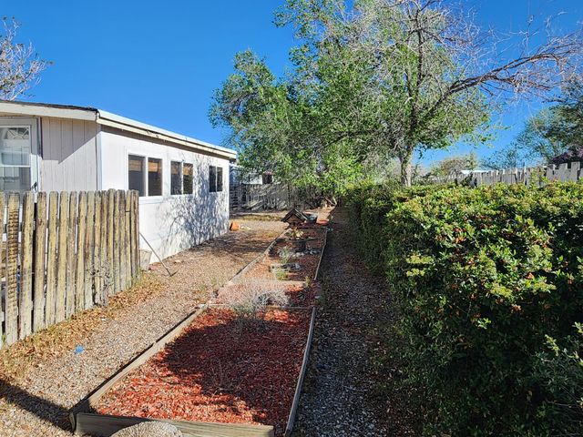 5905 Anaheim Avenue NE, Albuquerque, NM 87113