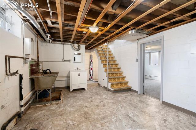 222 E mesa Avenue, Pueblo, CO 81006