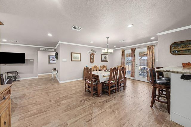 1601 Sunset CIR, Cameron, TX 76520