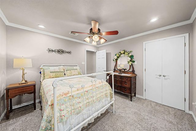 1601 Sunset CIR, Cameron, TX 76520