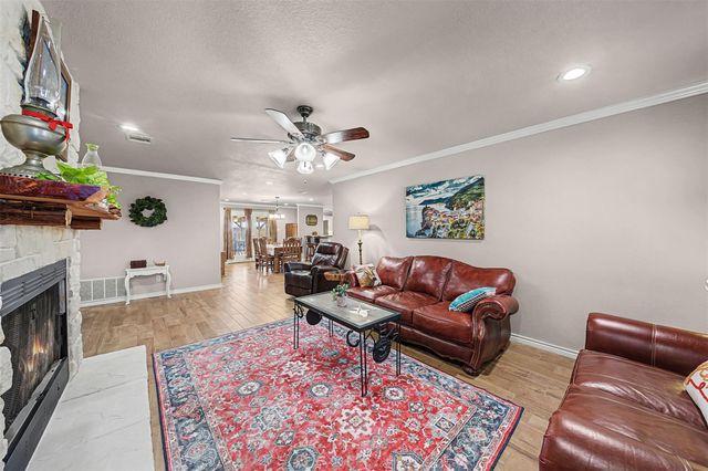 1601 Sunset CIR, Cameron, TX 76520