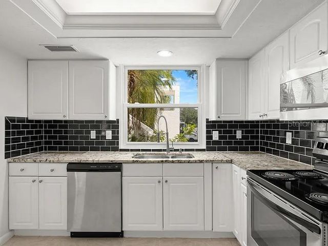 5084 MARSH FIELD ROAD 77, Sarasota, FL 34235
