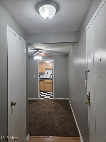 19101 Van Aken Boulevard 424, Shaker Heights, OH 44112