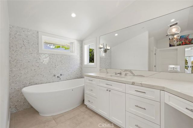 3203 Tyrol Drive, Laguna Beach, CA 92651