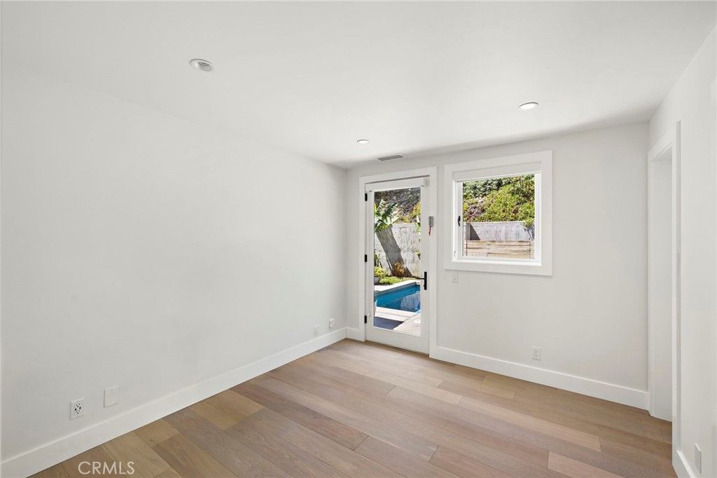 Image 15 of property listing at 3203 Tyrol Drive, Laguna Beach, CA 92651