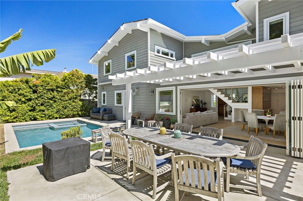 Image 3 of property listing at 3203 Tyrol Drive, Laguna Beach, CA 92651
