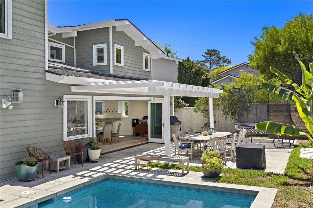 Image 33 of property listing at 3203 Tyrol Drive, Laguna Beach, CA 92651