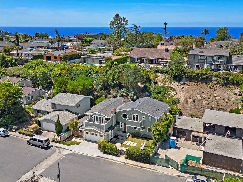 Image 35 of property listing at 3203 Tyrol Drive, Laguna Beach, CA 92651
