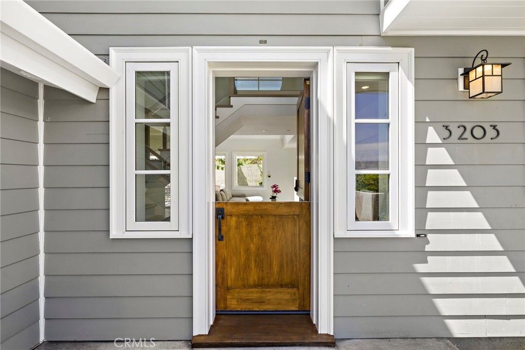 Image 5 of property listing at 3203 Tyrol Drive, Laguna Beach, CA 92651