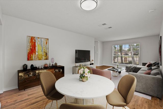 202 Armand Bay Drive, Dickinson, TX 77539