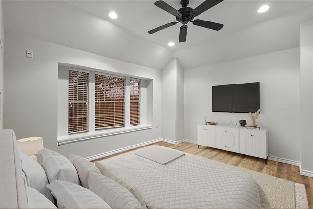 202 Armand Bay Drive, Dickinson, TX 77539