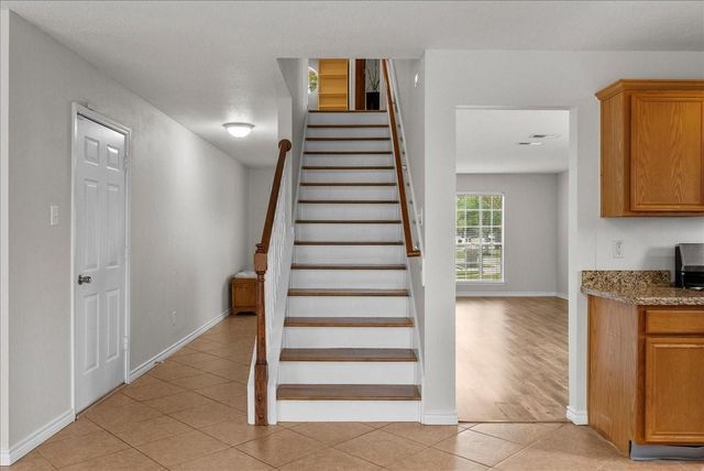 202 Armand Bay Drive, Dickinson, TX 77539