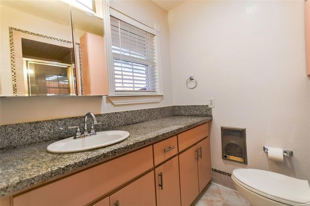 10518 Hazelhurst Drive, Houston, TX 77043