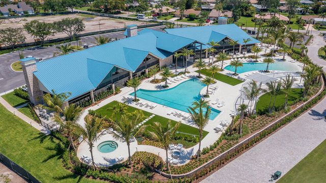 6672 S Pine Court, Palm Beach Gardens, FL 33418