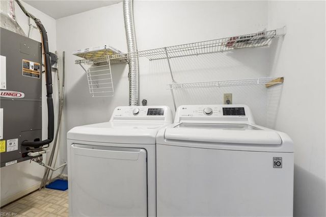 205 Amersham Dr Apt G, Yorktown, VA 23693