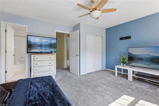 205 Amersham Dr Apt G, Yorktown, VA 23693